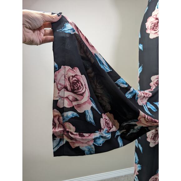 Show me your Mumu Floral Pants - Picture 3 of 6